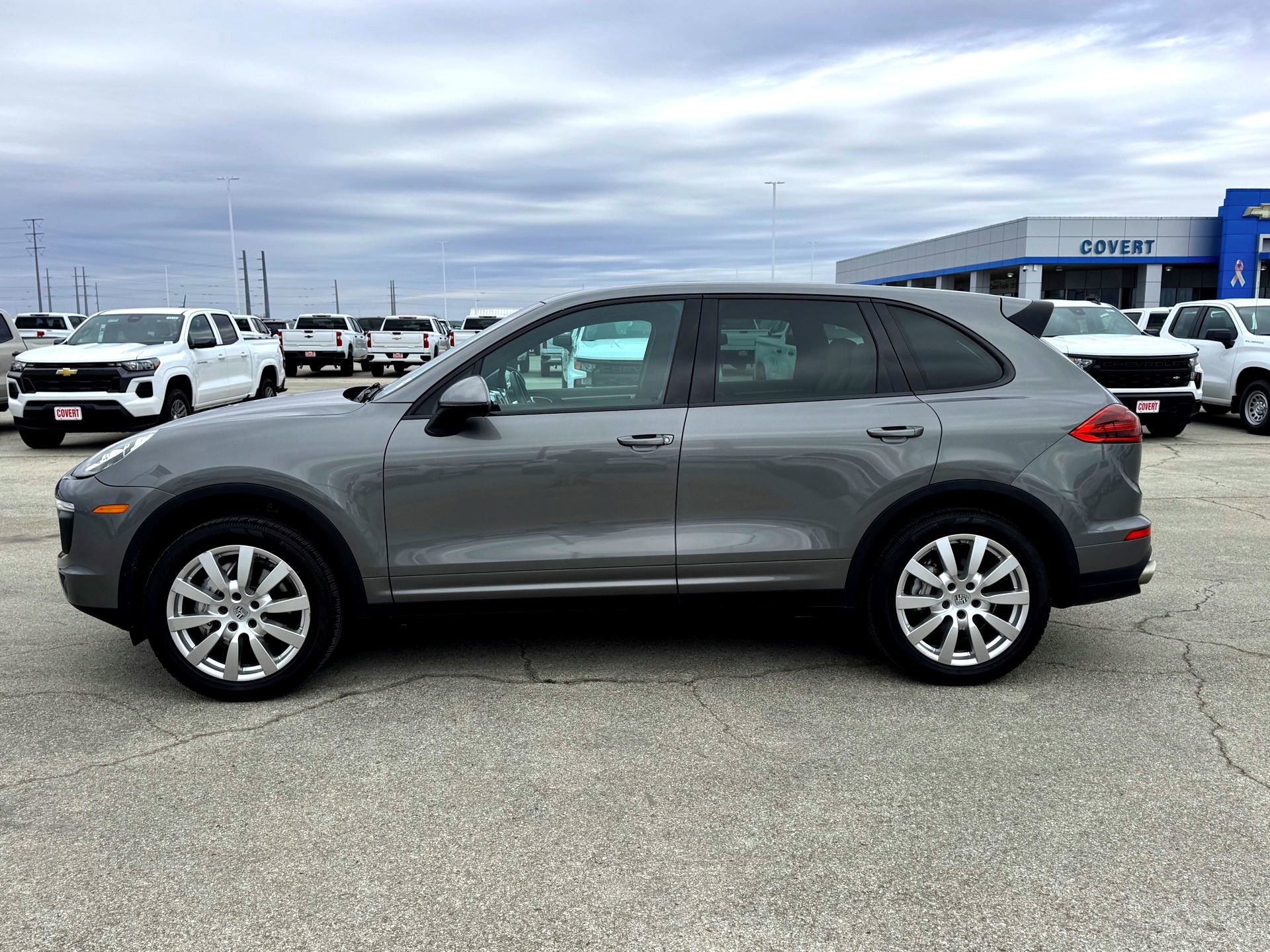 Used 2015 Porsche Cayenne S image 7