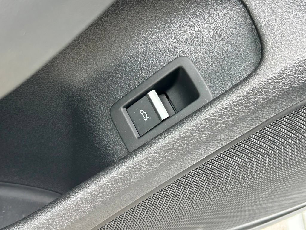 Used 2019 Audi A4 2.0T Premium Plus w/ Premium Plus Package AWD/4WD image 20