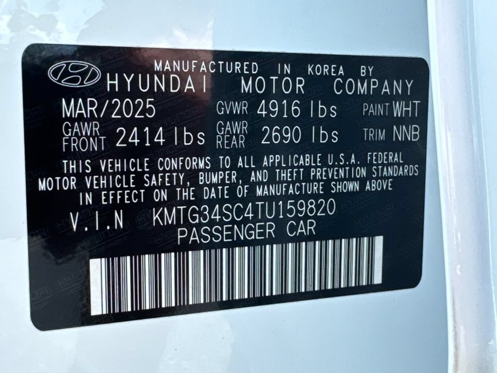 Used 2026 Genesis G70 2.5T Prestige AWD/4WD image 36