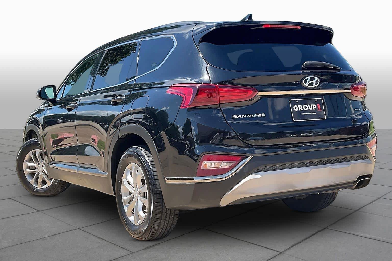 Used 2019 Hyundai Santa Fe SEL w/ Cargo Package AWD/4WD image 12