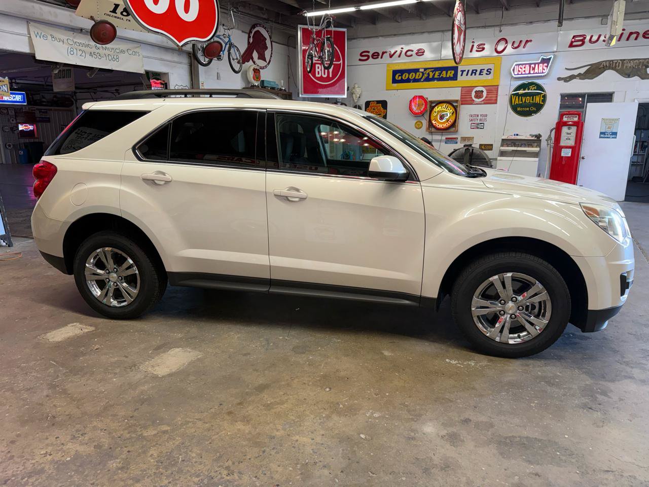 Used 2015 Chevrolet Equinox LT w/ Driver Convenience Package AWD/4WD image 6