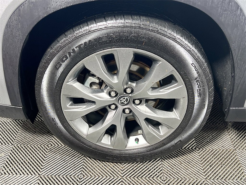 Used 2024 Toyota Grand Highlander Limited image 28