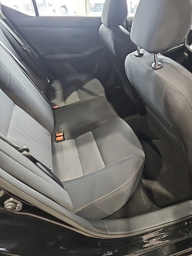 Used 2025 Nissan Sentra SV image 17