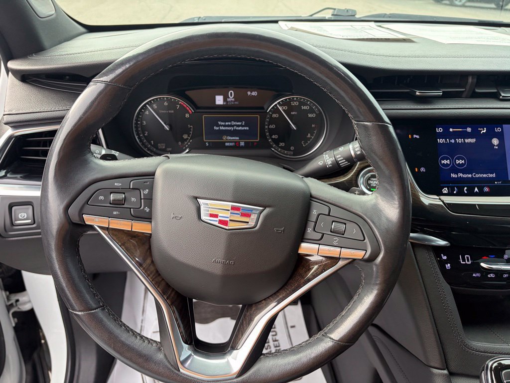 Used 2020 Cadillac XT6 Premium Luxury AWD/4WD image 11