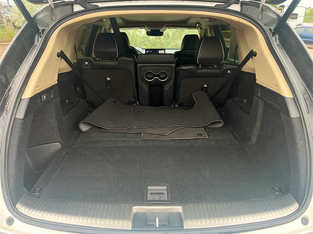 Used 2024 Acura MDX SH-AWD w/ Advance Package image 27