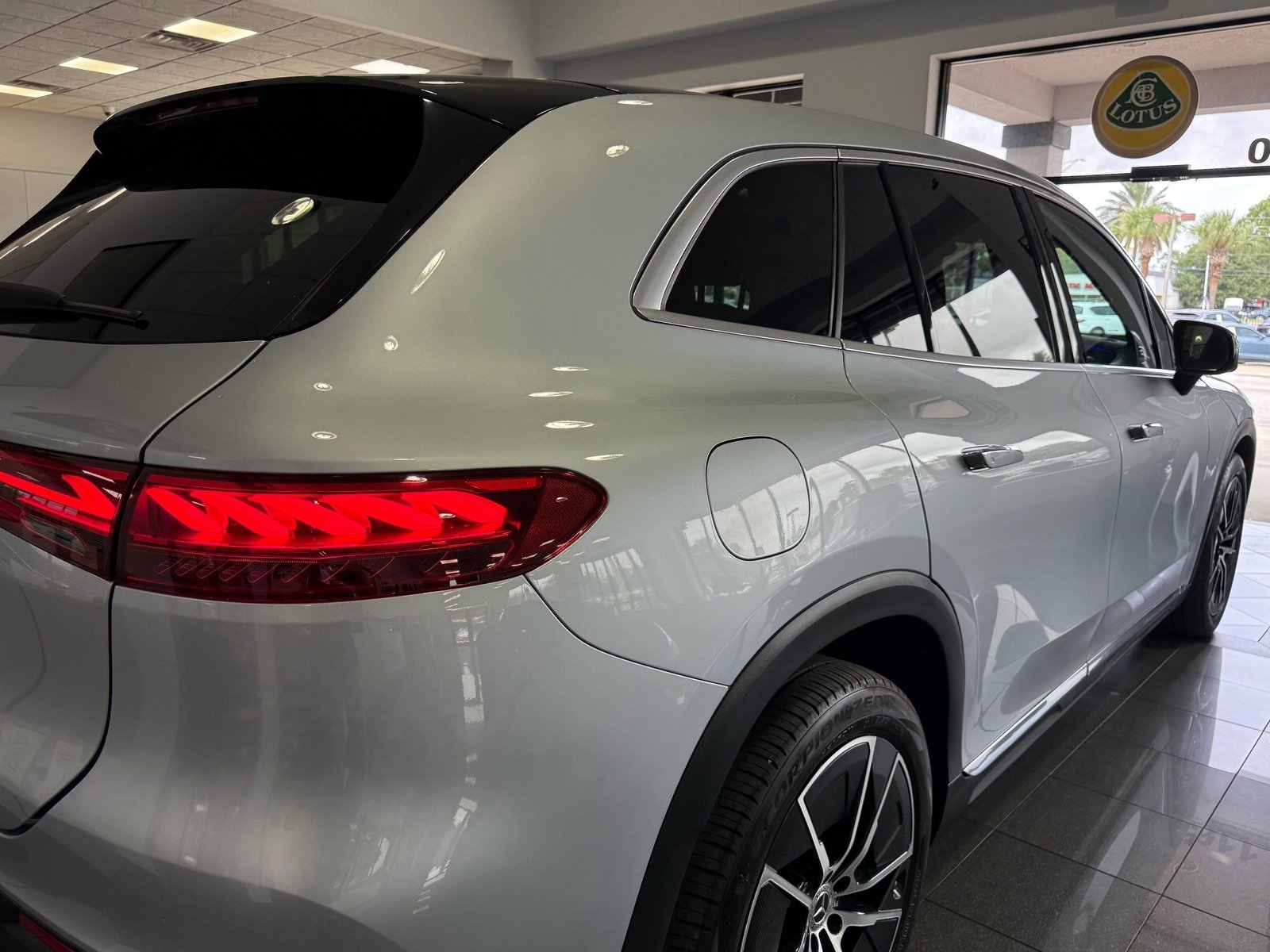 Used 2023 Mercedes-Benz EQS 450+ SUV image 8