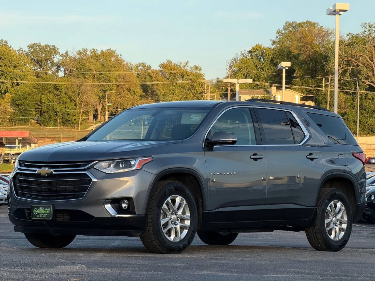 Used 2020 Chevrolet Traverse LT AWD/4WD image 2