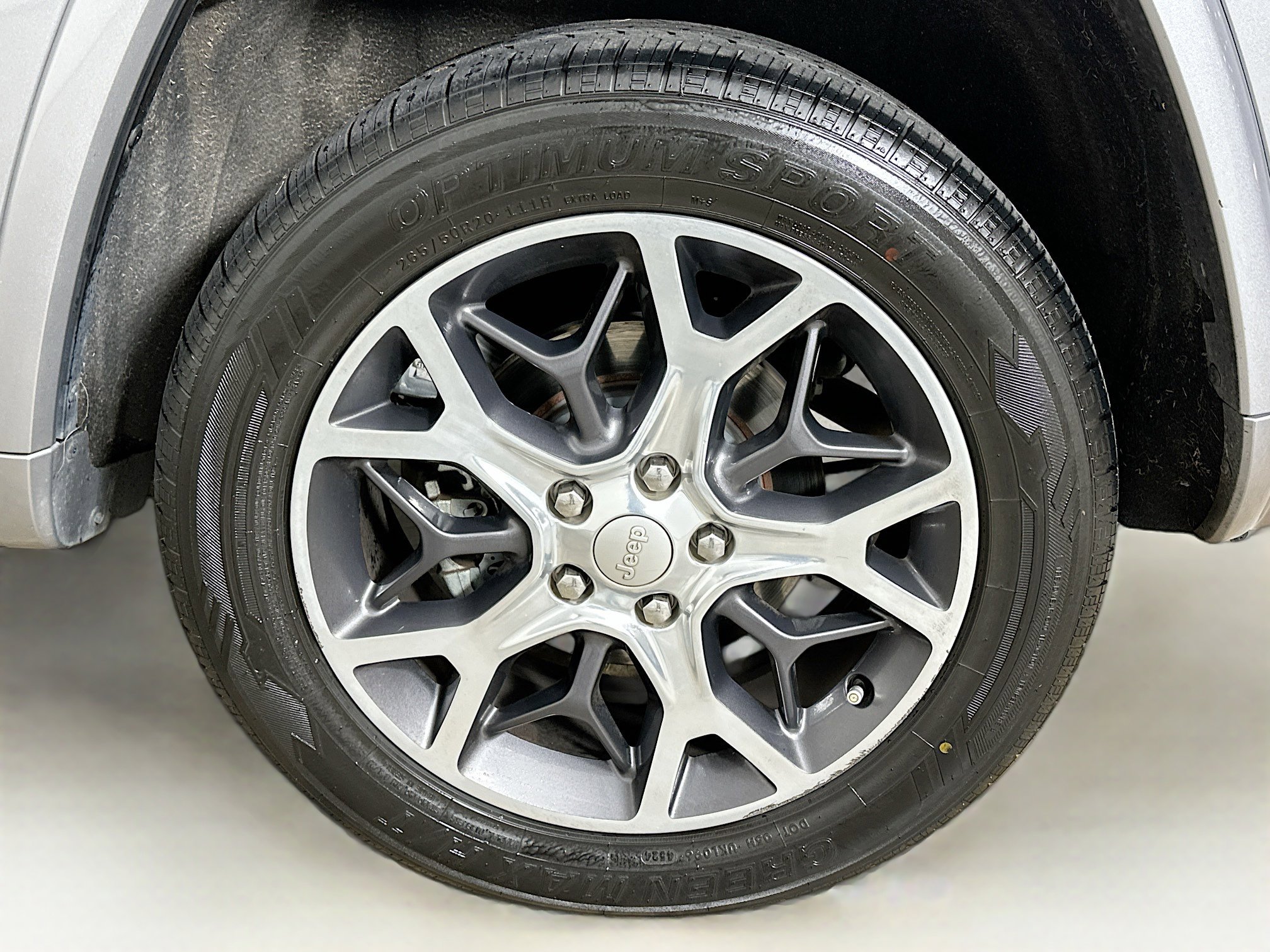 Used 2019 Jeep Grand Cherokee Overland image 11