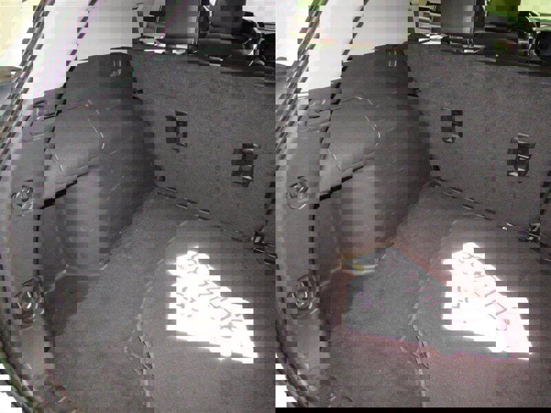 Used 2023 GMC Terrain SLT image 46