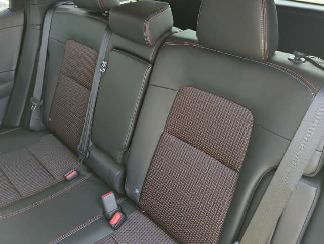 New 2026 Nissan Kicks SR w/ Cold Weather Package FWD image 26