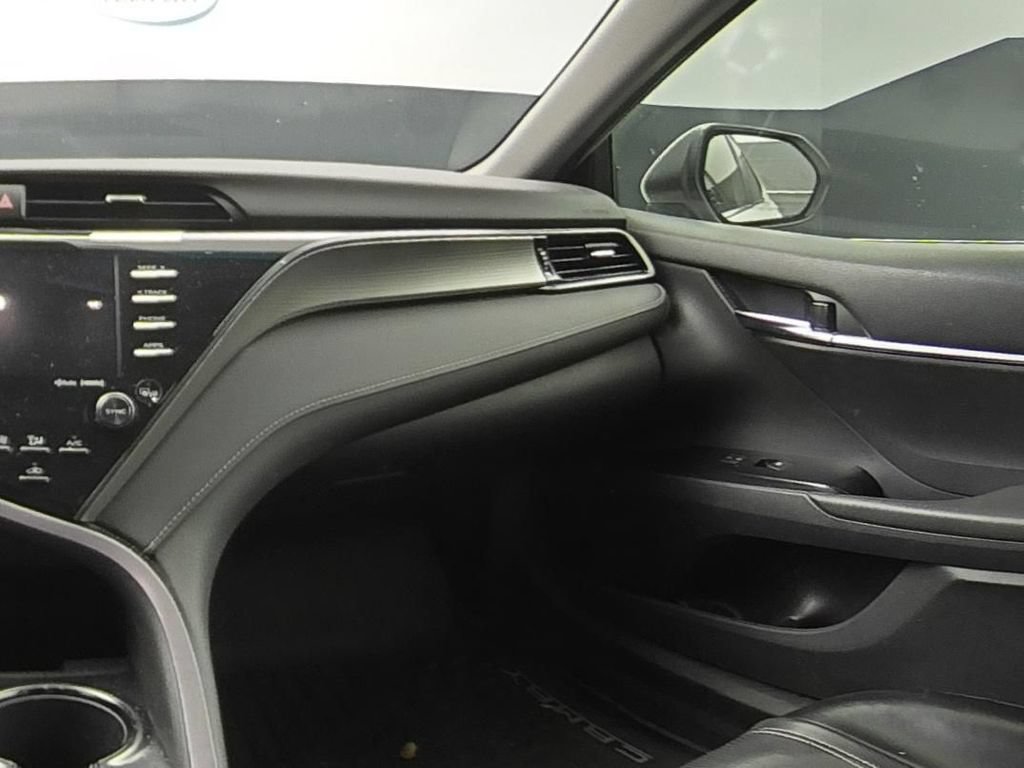 Used 2019 Toyota Camry SE w/ Audio Package FWD image 15