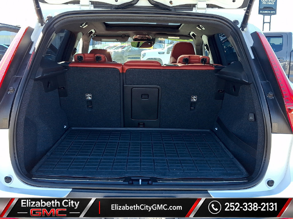 Used 2019 Volvo XC40 T4 Inscription FWD image 32