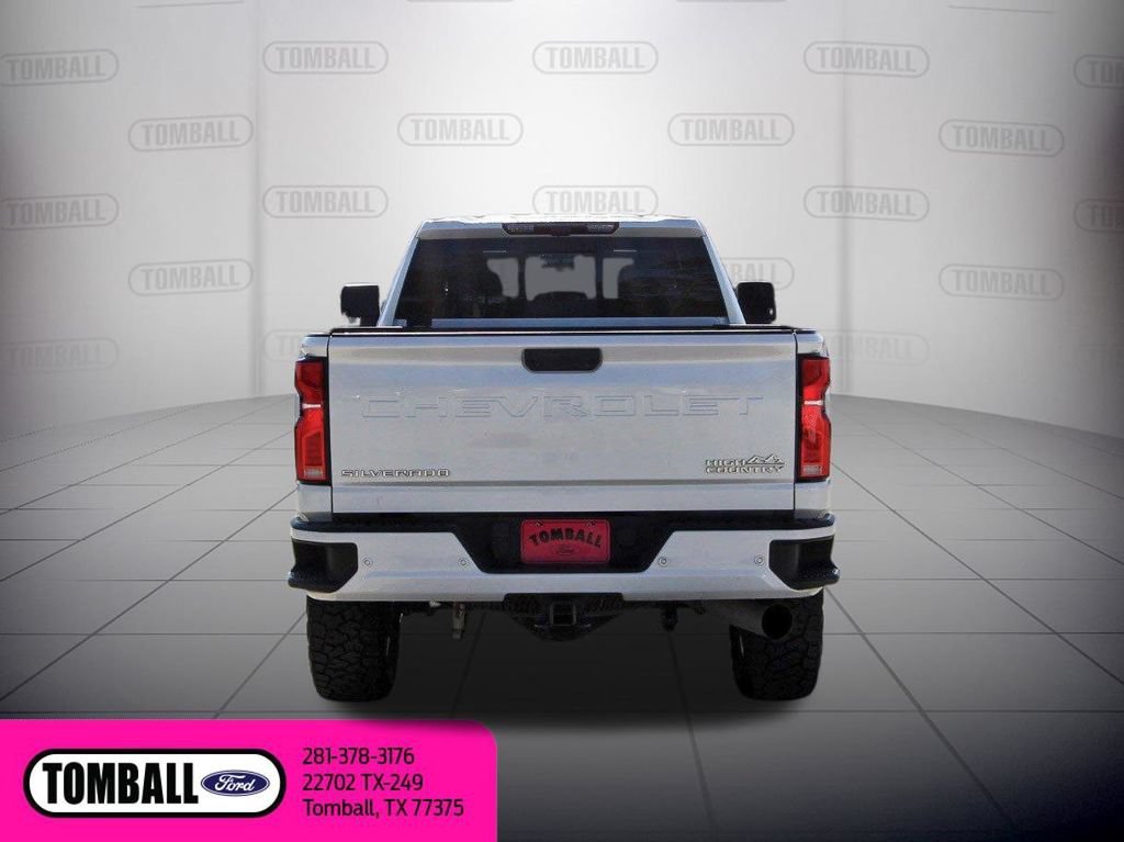 Used 2024 Chevrolet Silverado 2500 High Country w/ Technology Package AWD/4WD image 6