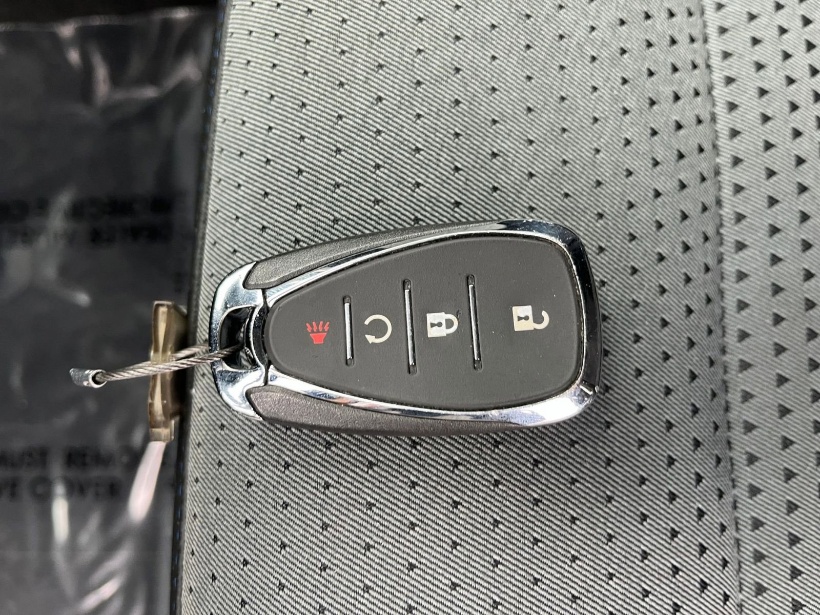 Used 2025 Chevrolet Trax LT w/ LT Convenience Package image 18