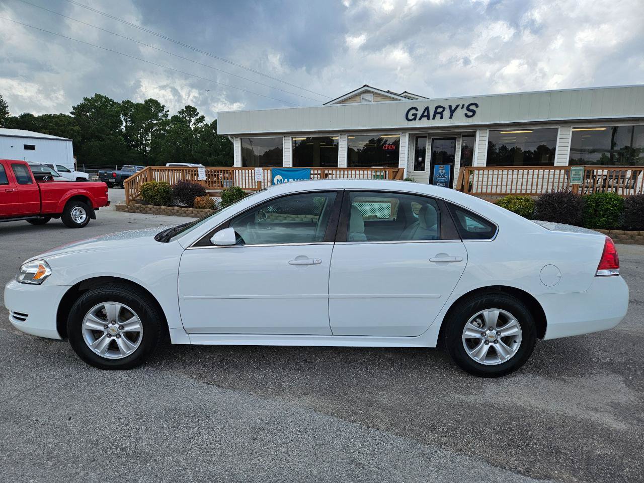 Used 2016 Chevrolet Impala Limited LS FWD image 3