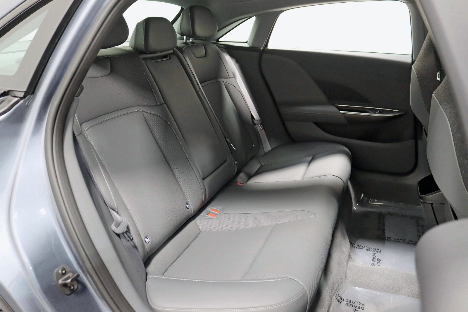 Used 2025 Lucid Air Pure image 33