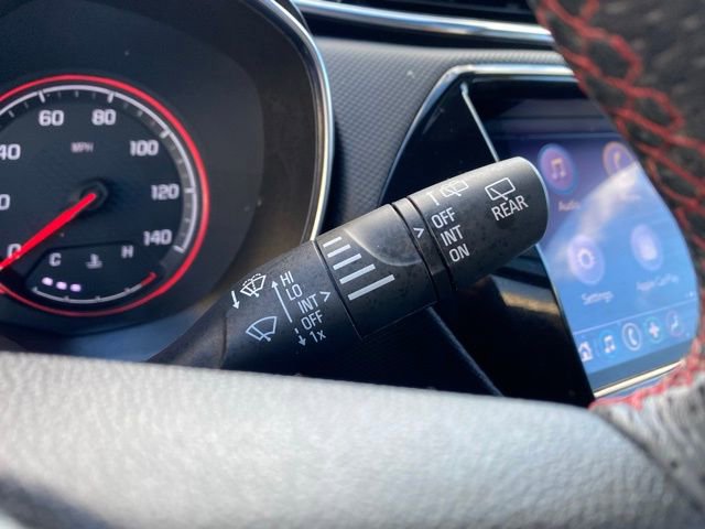 Used 2022 Chevrolet TrailBlazer RS w/ Sun and Liftgate Package image 43