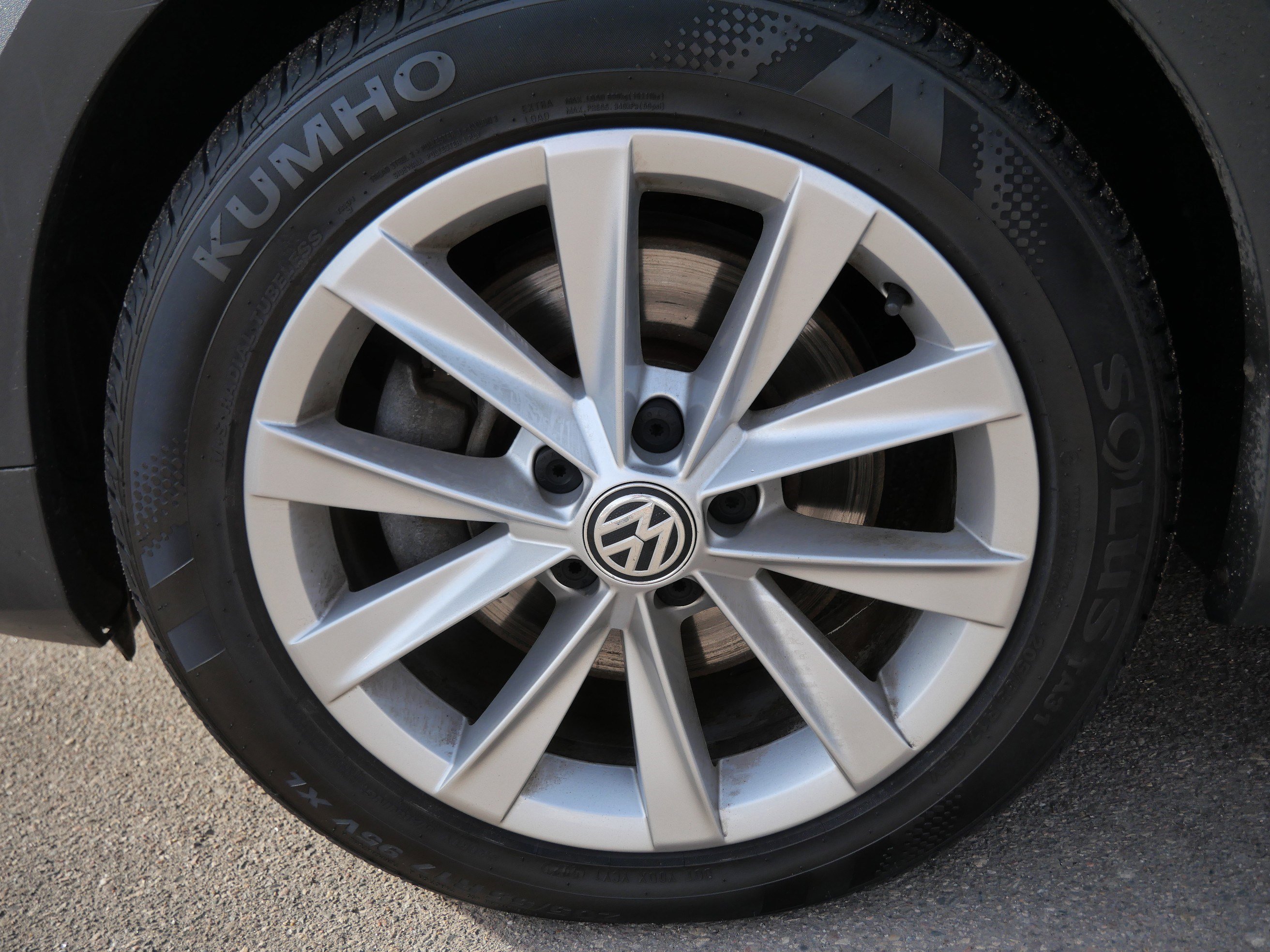 Used 2018 Volkswagen Golf Alltrack S image 15