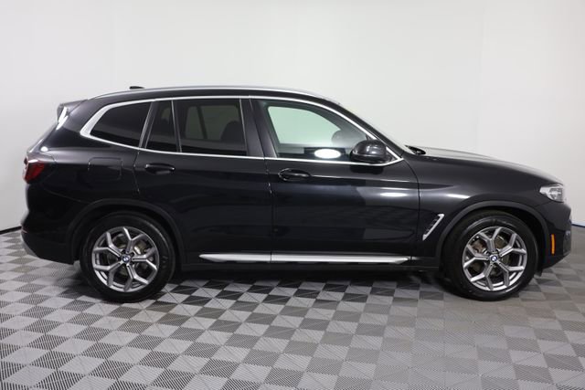 Used 2024 BMW X3 xDrive30i AWD/4WD image 9