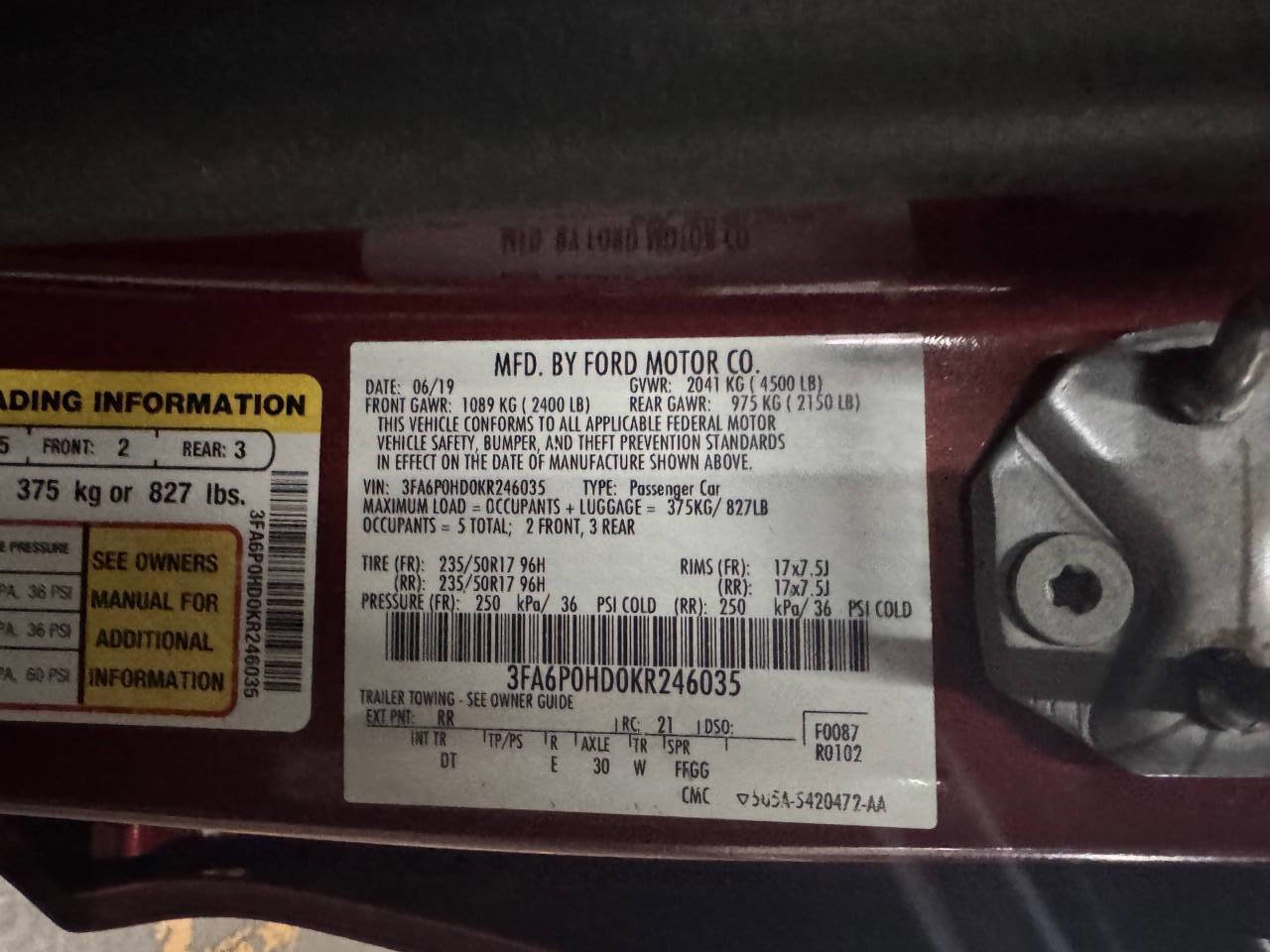 Used 2019 Ford Fusion SE FWD image 30