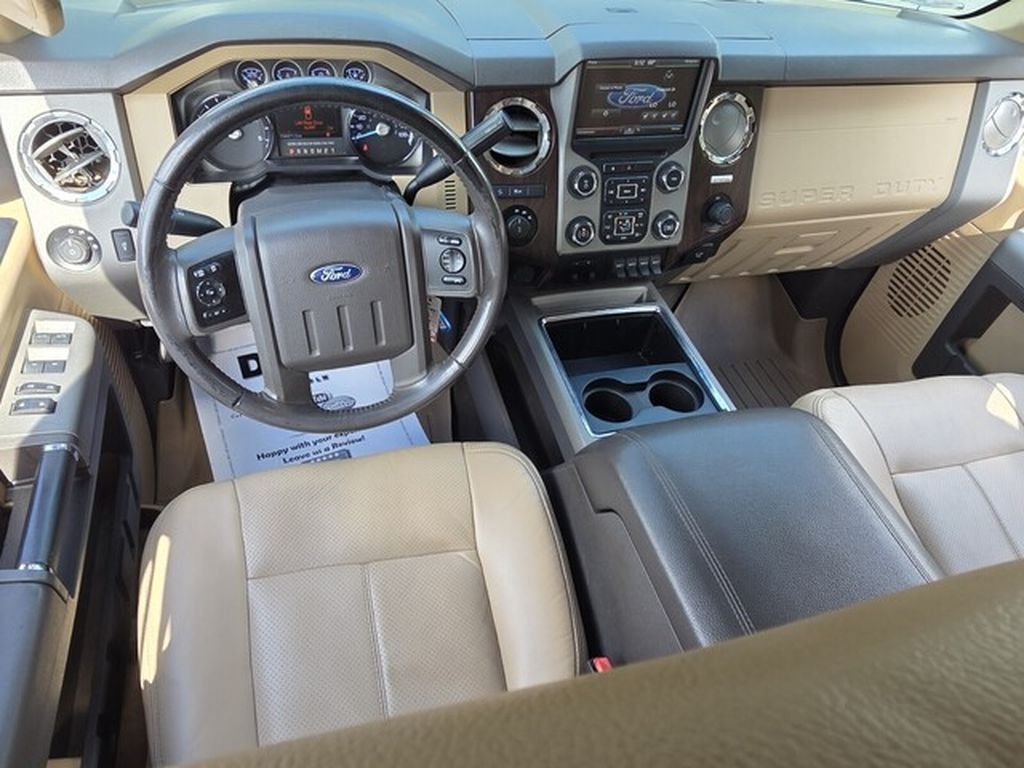 Used 2016 Ford F250 Lariat w/ Lariat Interior Package AWD/4WD image 12