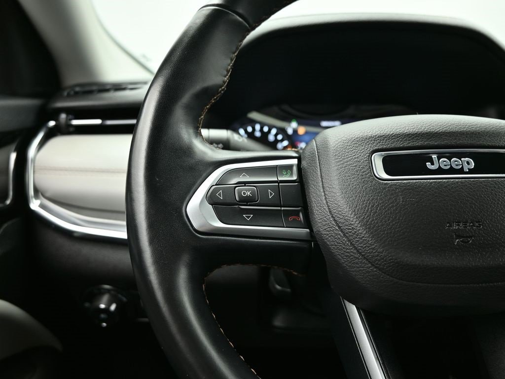 Certified 2022 Jeep Compass Limited image 27