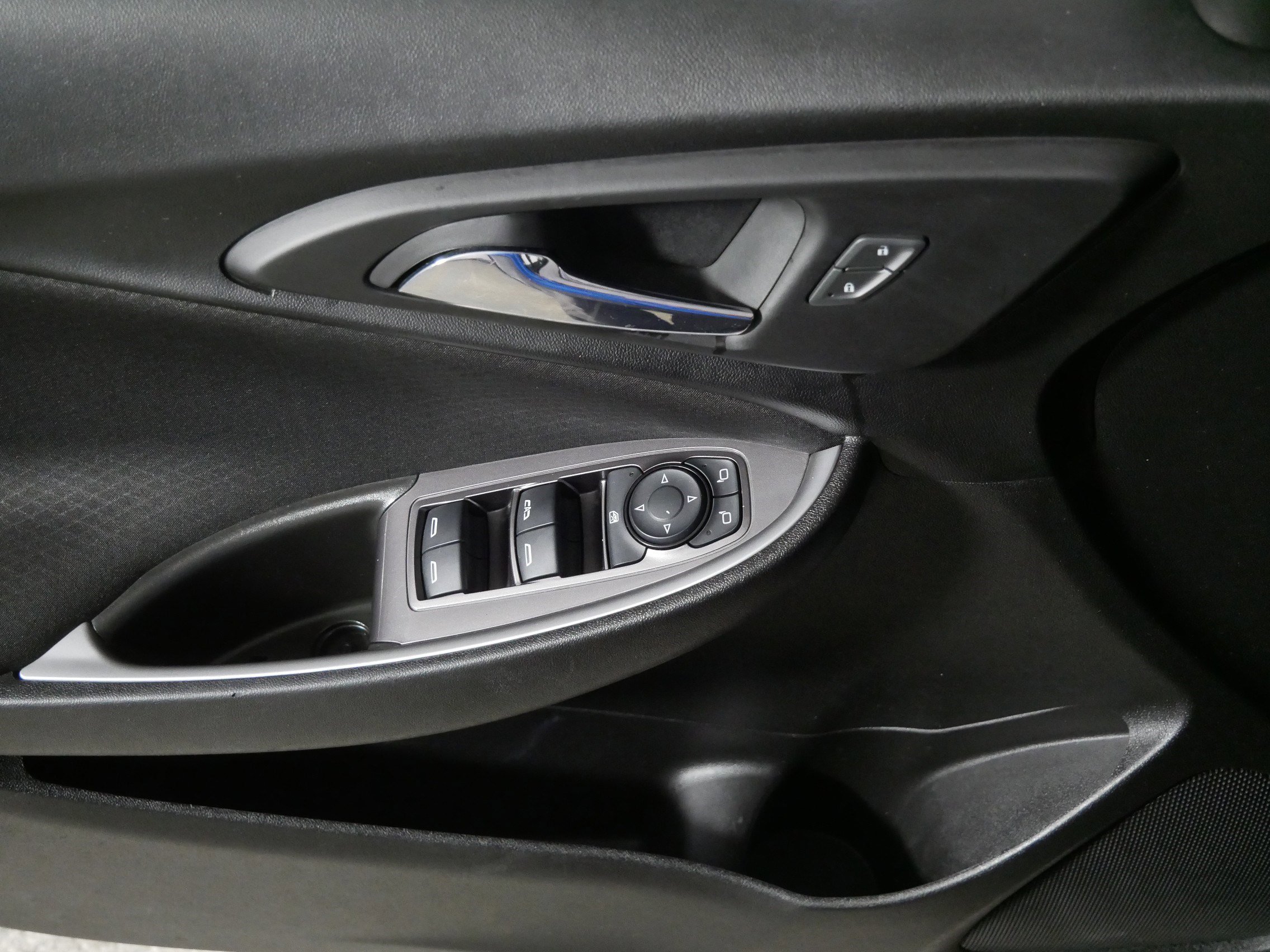 Used 2023 Chevrolet Malibu LT image 19