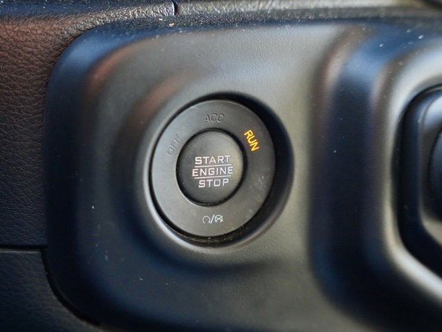 Used 2020 Jeep Wrangler Unlimited Sahara image 22