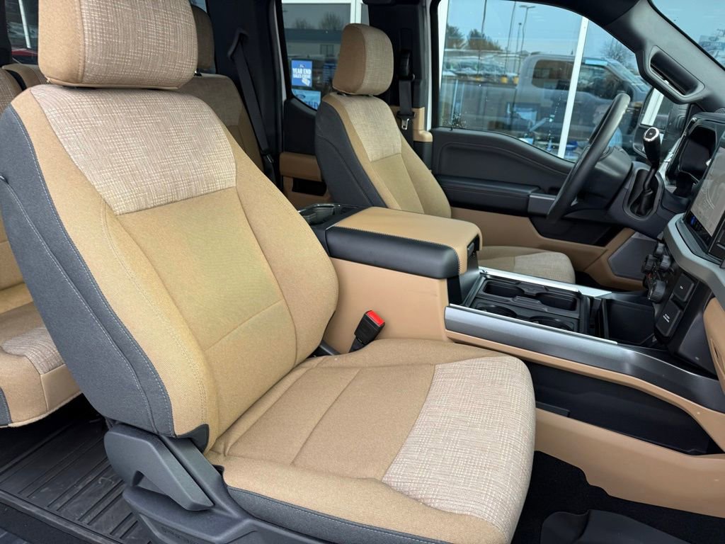 Used 2024 Ford F250 XLT w/ XLT Premium Package image 14