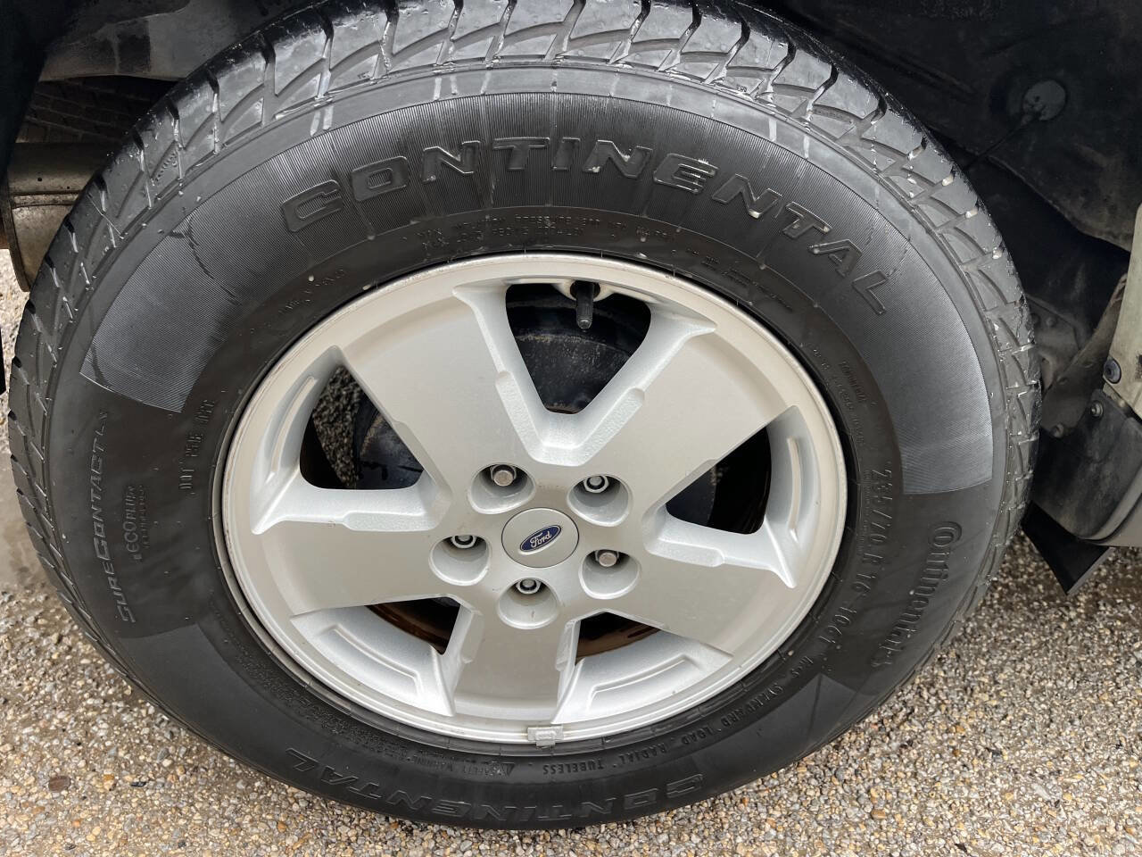 Used 2009 Ford Escape XLT FWD image 32