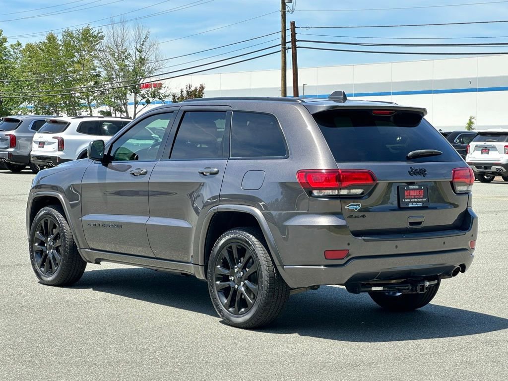 Used 2020 Jeep Grand Cherokee Altitude AWD/4WD image 6