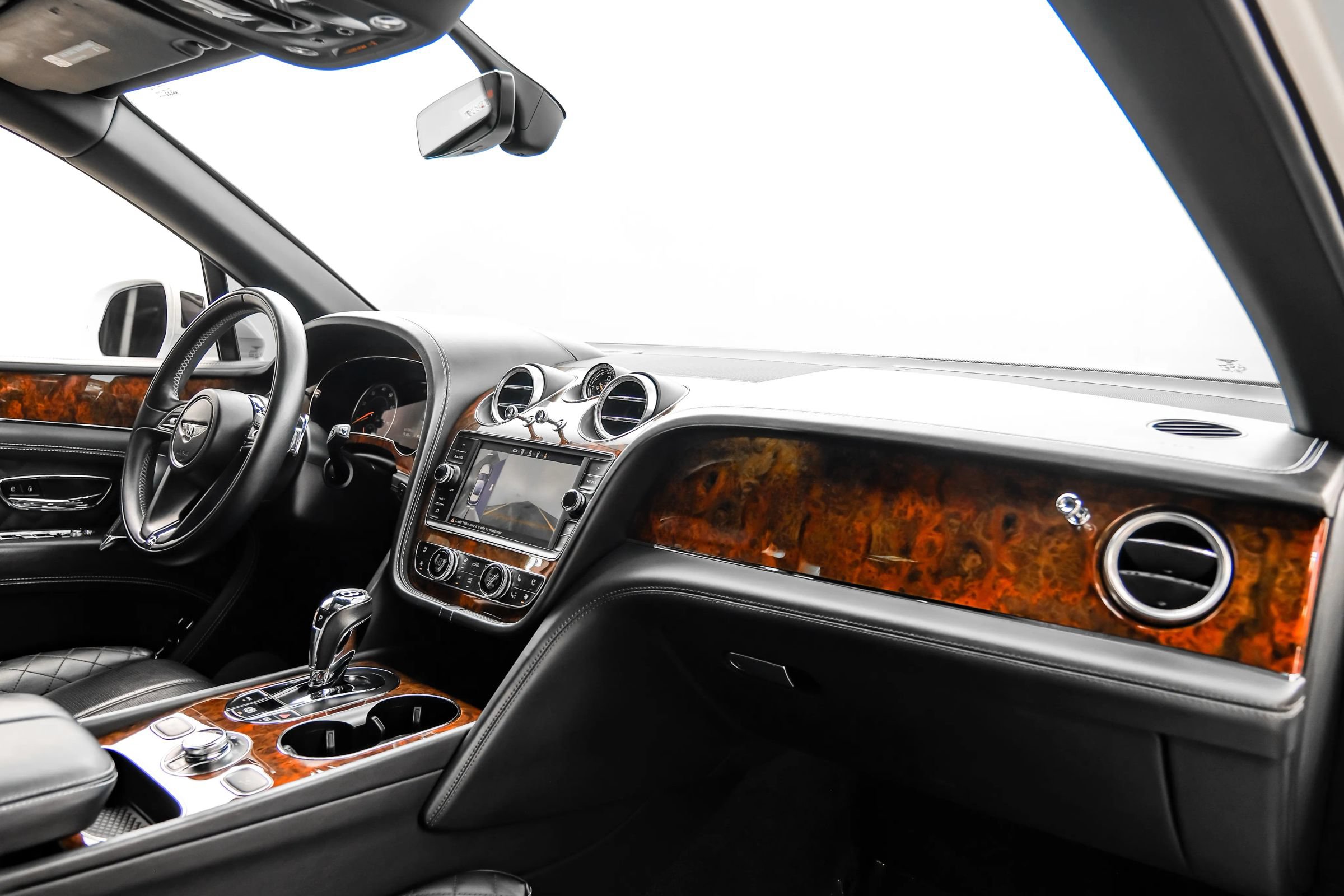 Used 2019 Bentley Bentayga AWD/4WD image 7