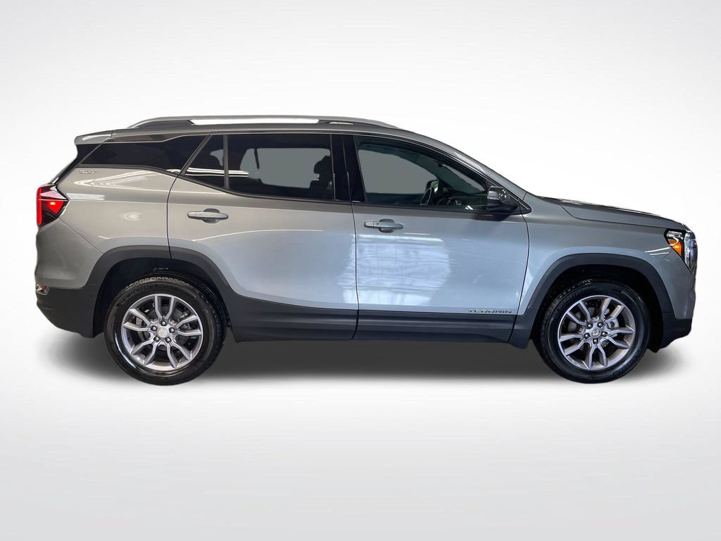 Used 2023 GMC Terrain SLT w/ LPO, Floor Liner Package AWD/4WD image 7