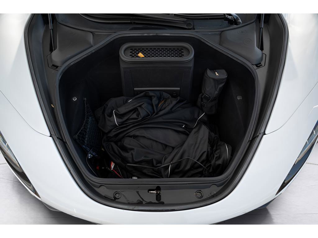 Used 2018 McLaren 720S image 34