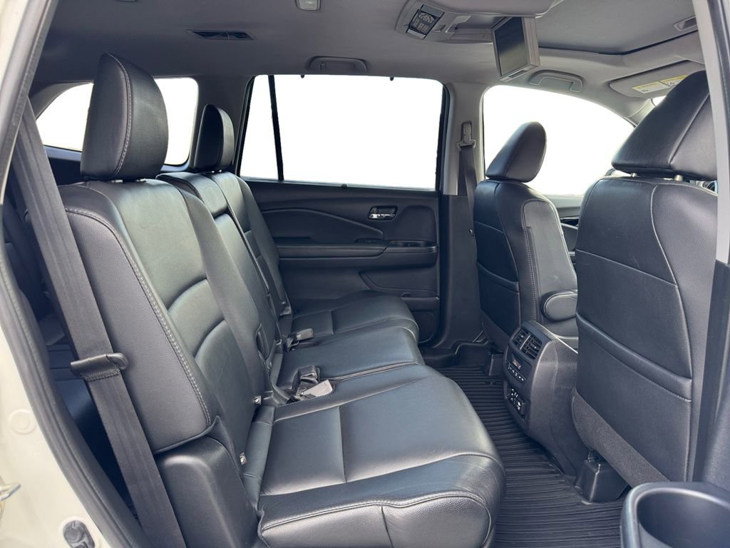 Used 2018 Honda Pilot Touring image 20