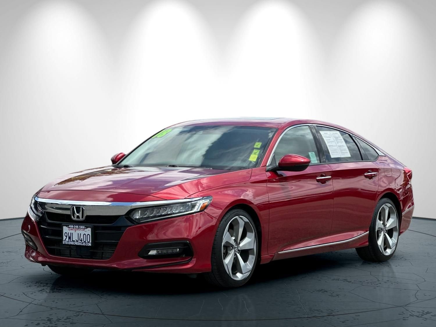 Used 2018 Honda Accord Touring image 8