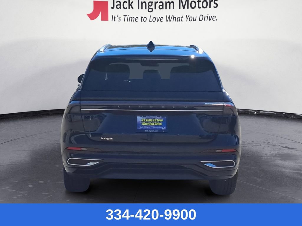 Used 2024 Lincoln Nautilus Reserve w/ Equipment Group 202A image 4