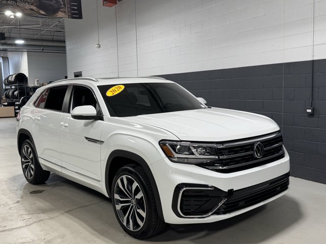 Used 2020 Volkswagen Atlas Cross Sport SEL R-Line FWD image 2