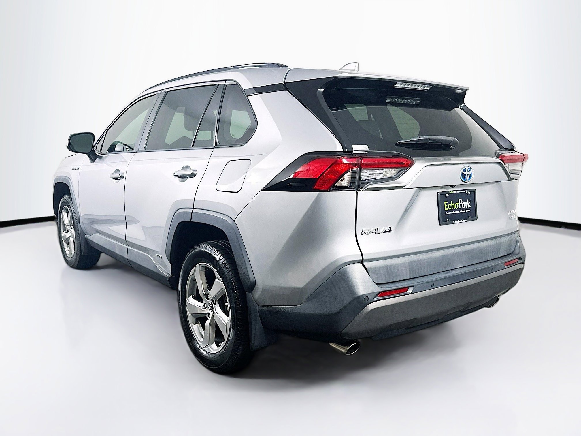 Used 2019 Toyota RAV4 Limited image 5