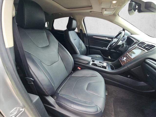Used 2020 Ford Fusion Titanium image 20