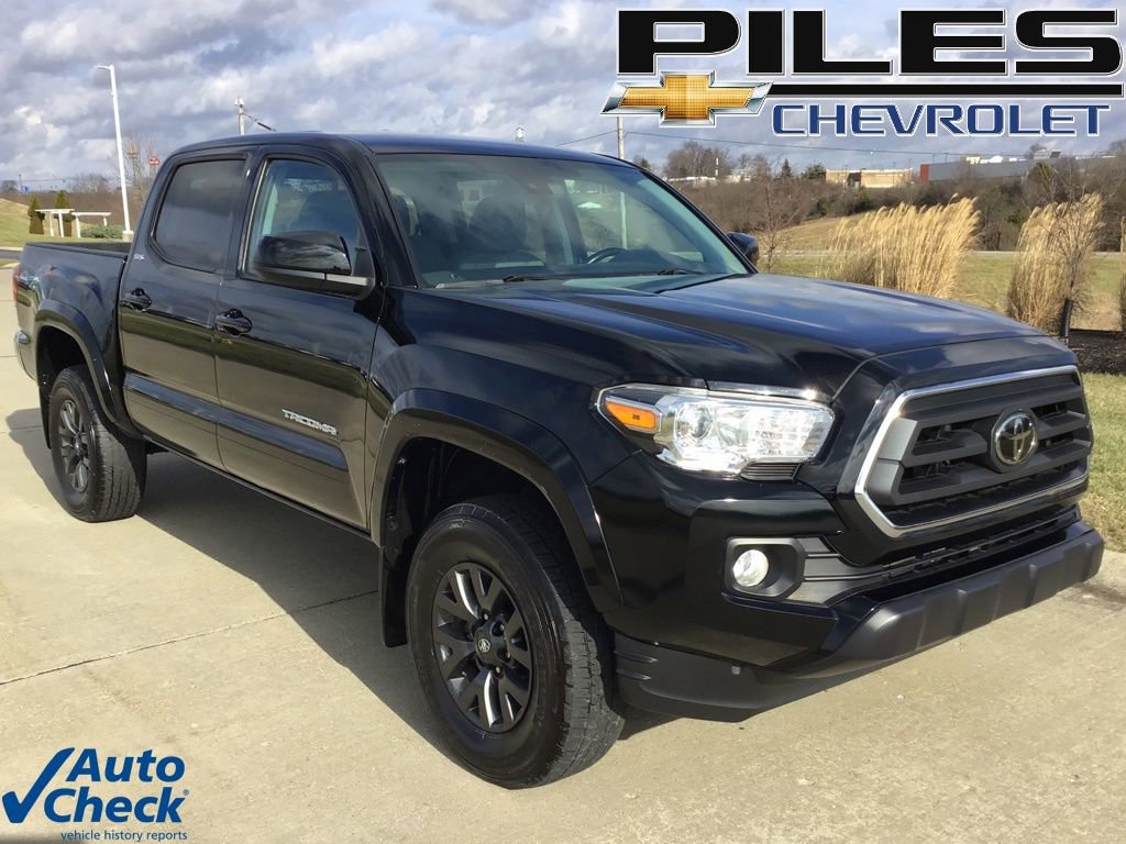 Used 2023 Toyota Tacoma SR5 w/ SR5 Appearance Package image 1