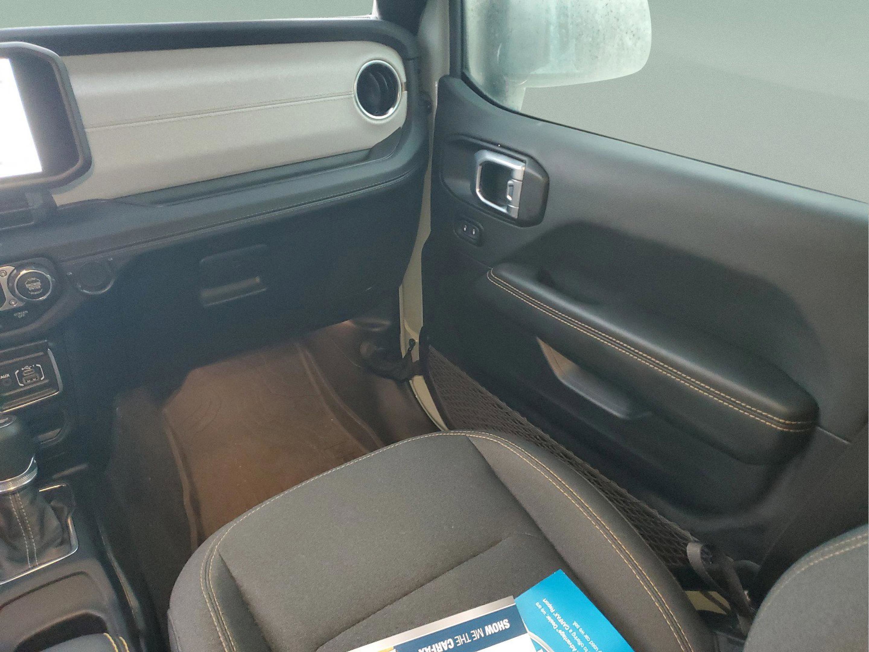 Certified 2024 Jeep Wrangler Sahara image 12