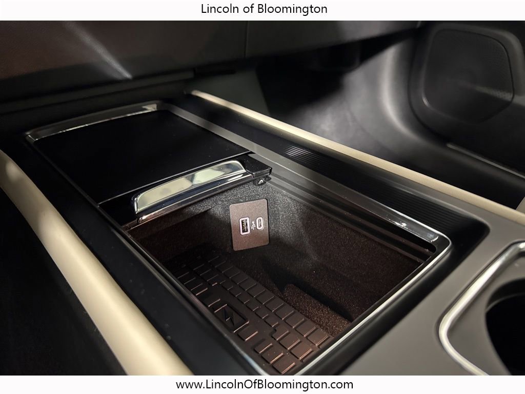 New 2026 Lincoln Corsair Premiere image 52