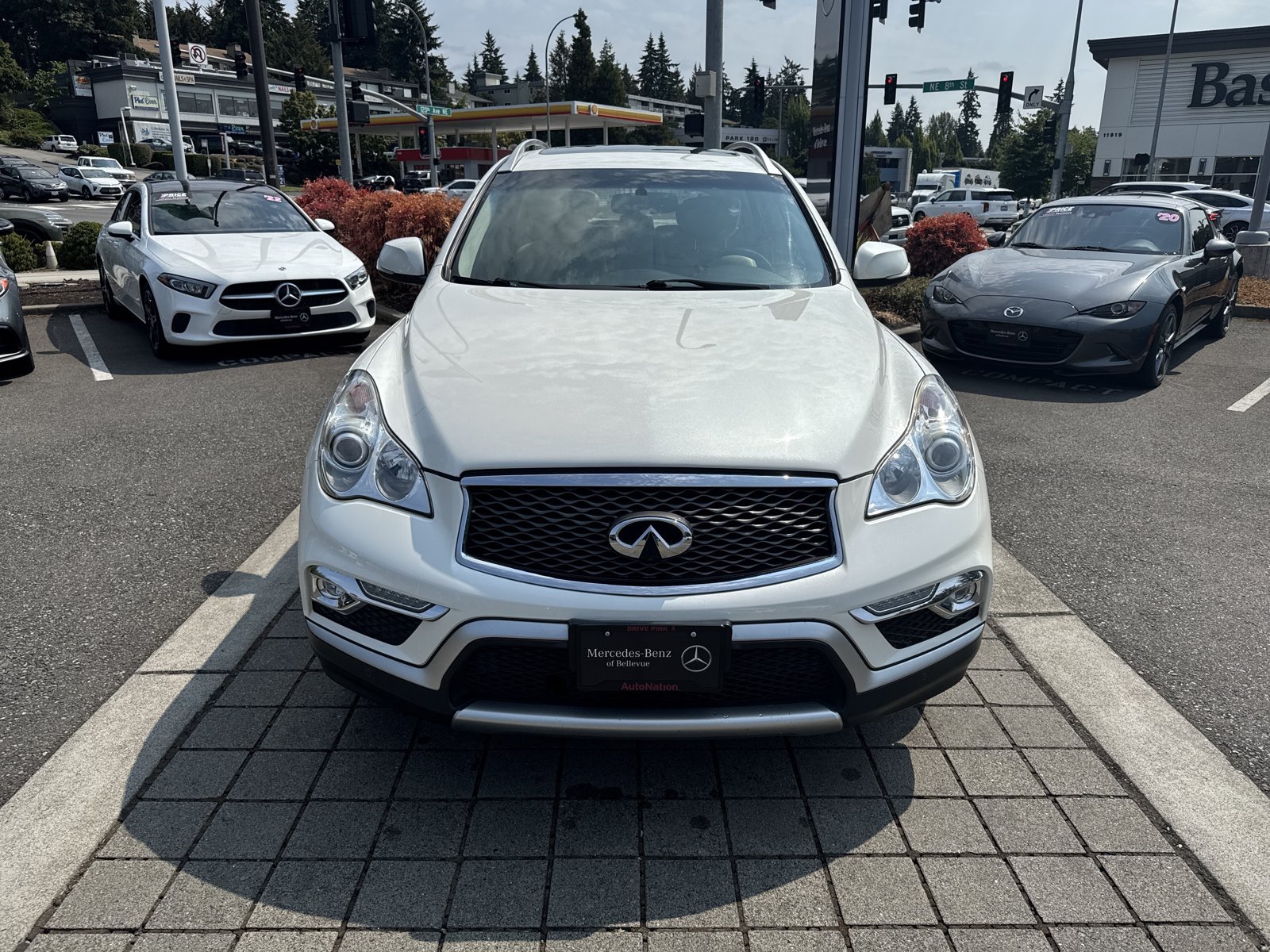 Used 2017 INFINITI QX50 AWD w/ Premium Plus Package video 2