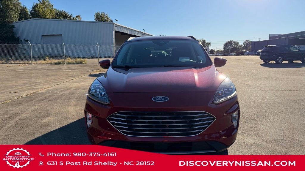 Used 2022 Ford Escape Titanium w/ Titanium Premium Package image 4