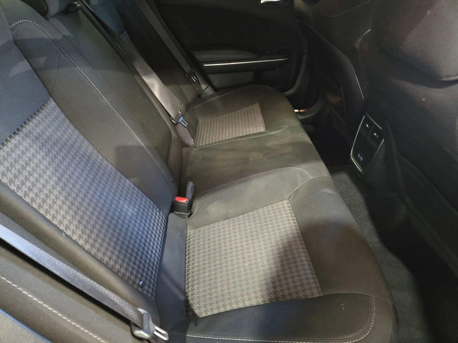 Used 2019 Dodge Charger Scat Pack RWD image 9