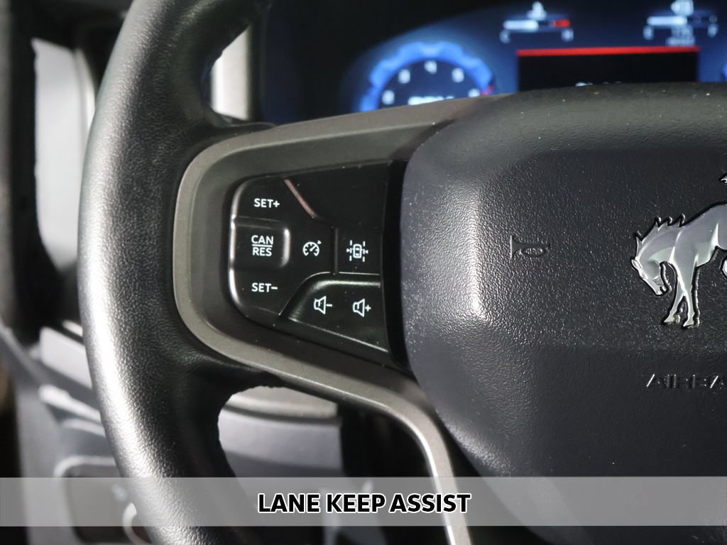 Used 2025 Ford Bronco Badlands AWD/4WD image 4