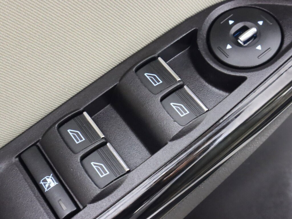 Used 2013 Ford Focus Electric Hatchback image 27