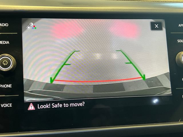 Certified 2023 Volkswagen Taos SE FWD image 25