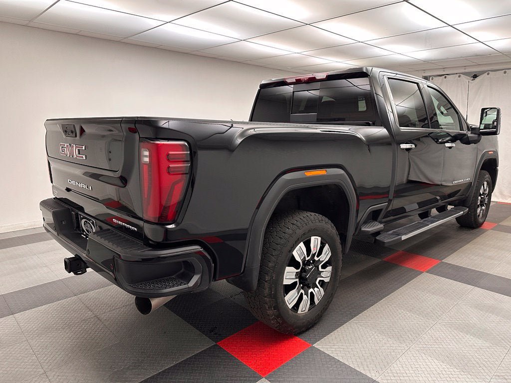 Used 2026 GMC Sierra 2500 Denali AWD/4WD image 6